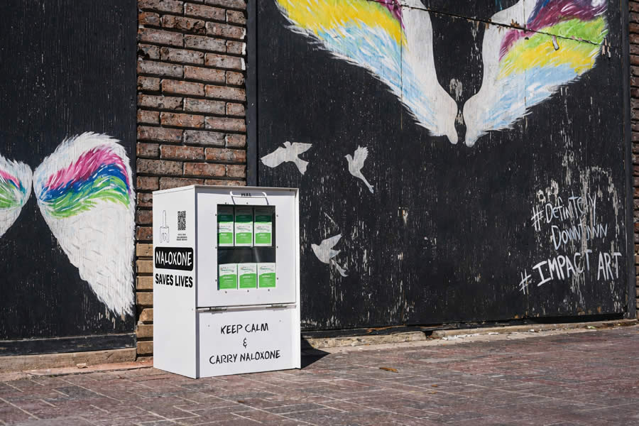 Naloxone Free Distrubution Box